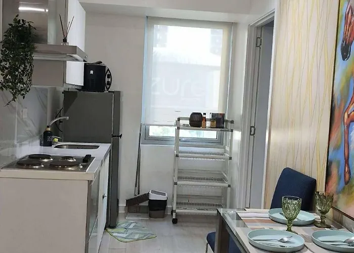 Azure Bicutan Boracay 4fl Pool View Aparthotel 4*